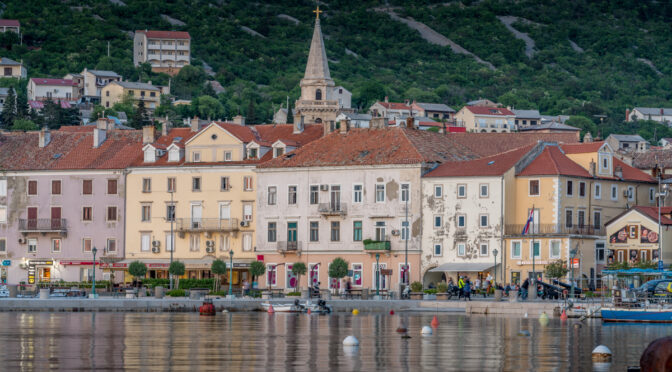 Live fra Slovenien, øh Italien